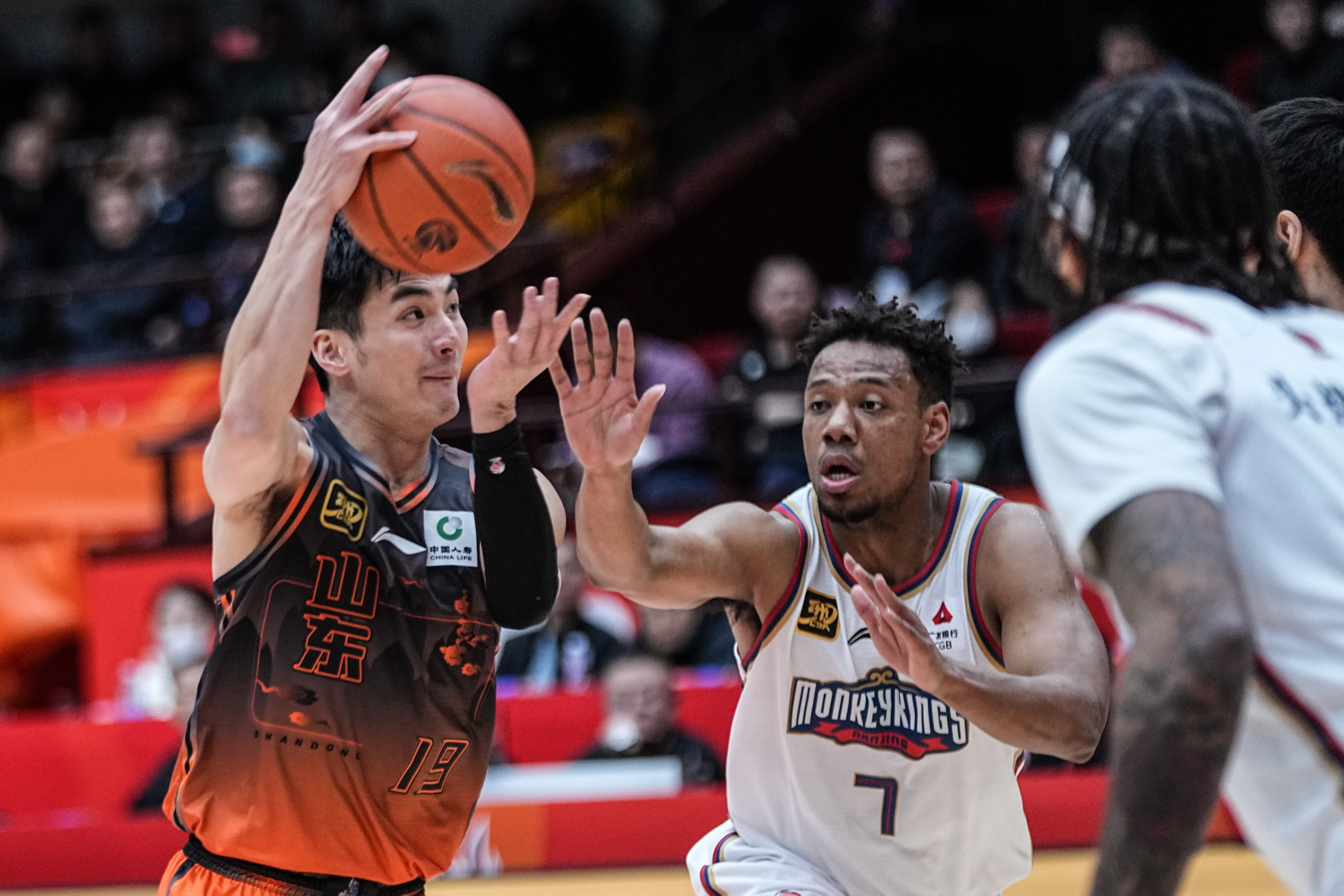 关于赛前山东男篮备战法国杯,官宣签约细节曝光,悬念犹存,心理建设被强调的信息 关于赛前山东男篮备战法国杯,官宣签约细节曝光,悬念犹存,心理建设被强调的信息